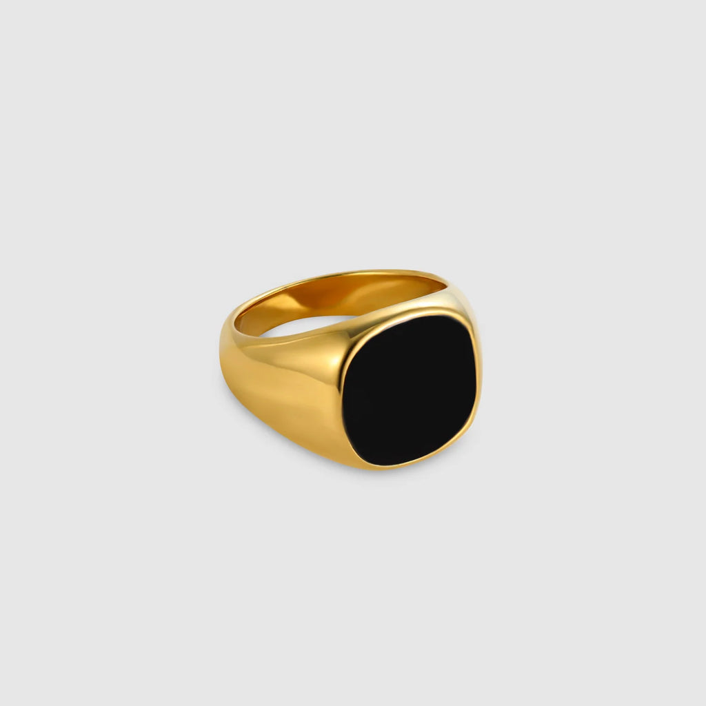 Oval Ring (Gold)