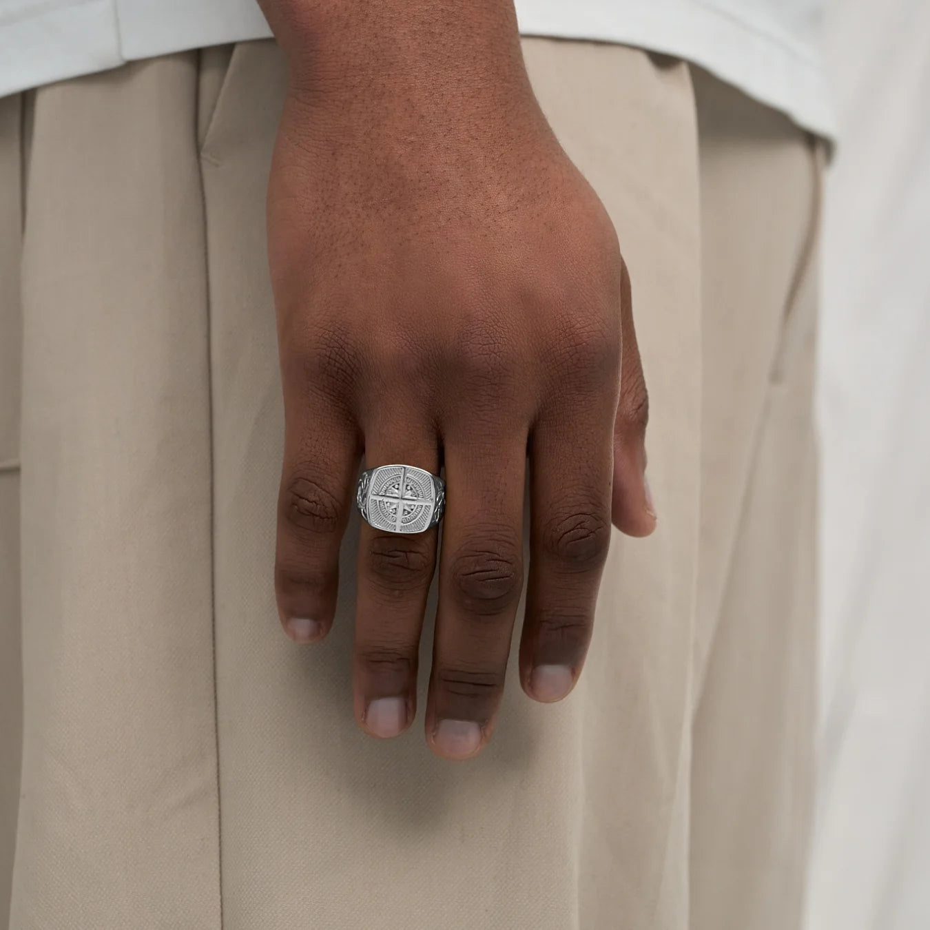 Compass Ring (Silver)