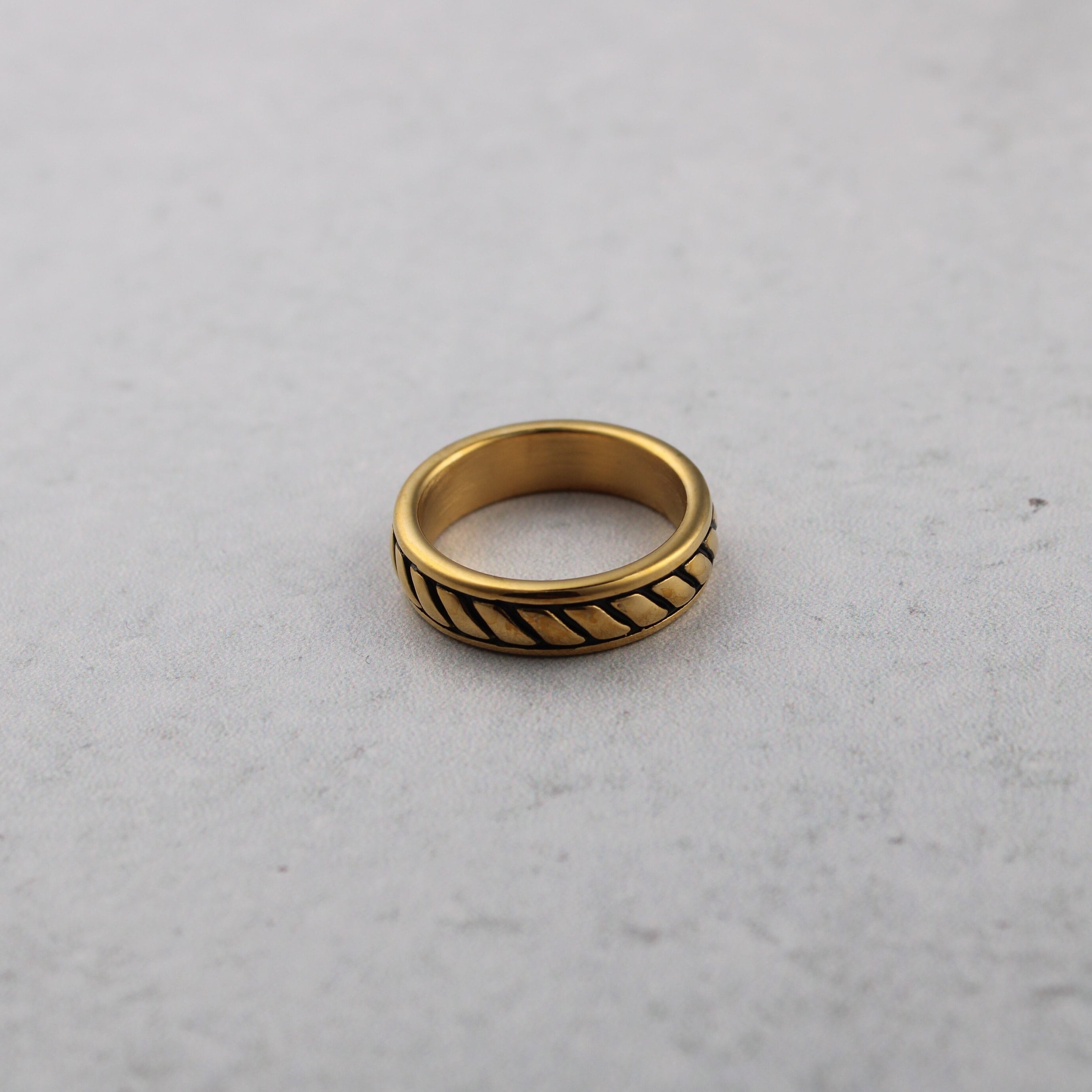 Rope Ring (Gold)